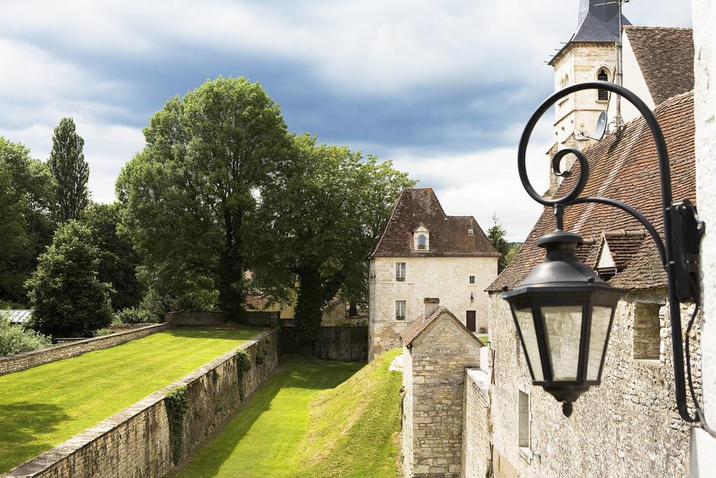 Château de Gilly Exterior foto